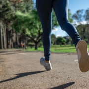 Runner's Knee and Other Common Running Injuries: Know the Signs
